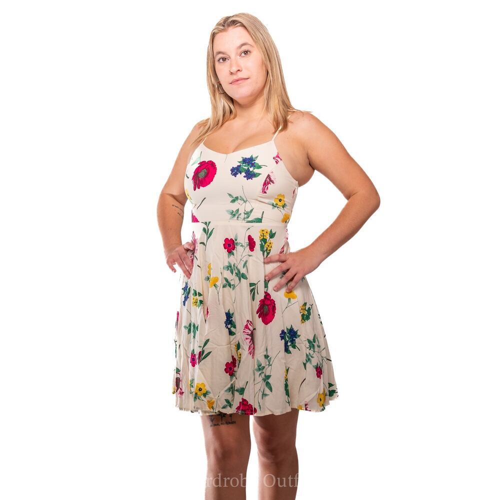 Ditzy Floral Spring Dress - Picture 2 of 6